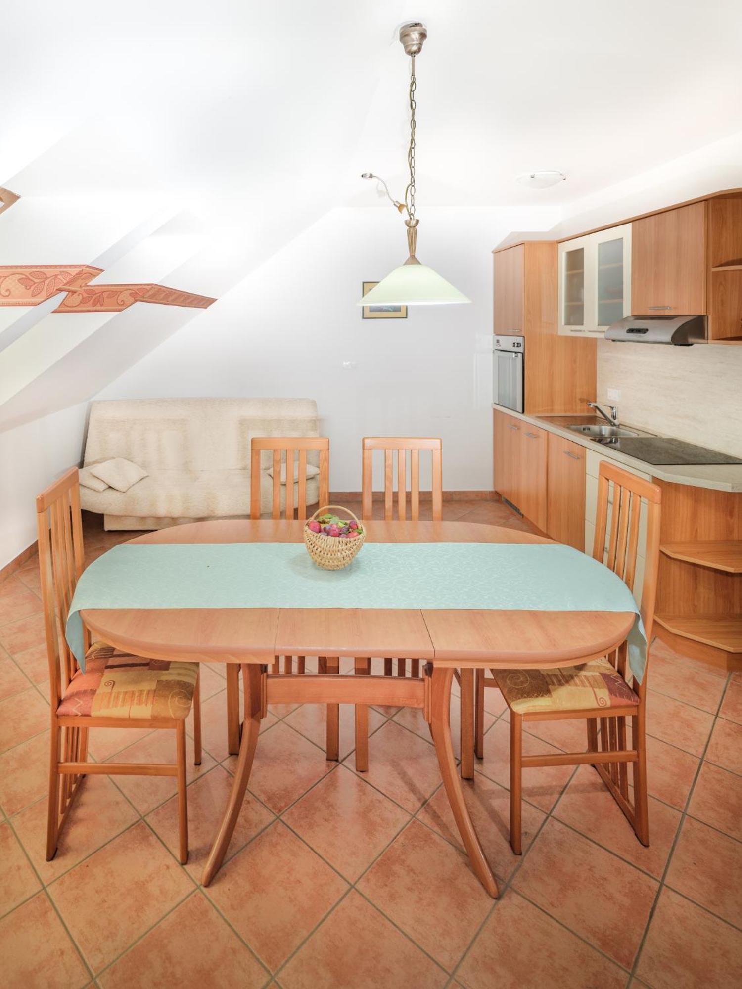 Apartments Suster Stari Trg ob Kolpi Ngoại thất bức ảnh