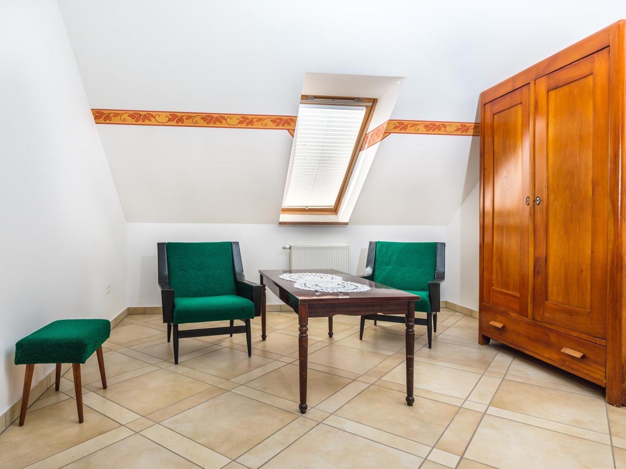 Apartments Suster Stari Trg ob Kolpi Ngoại thất bức ảnh